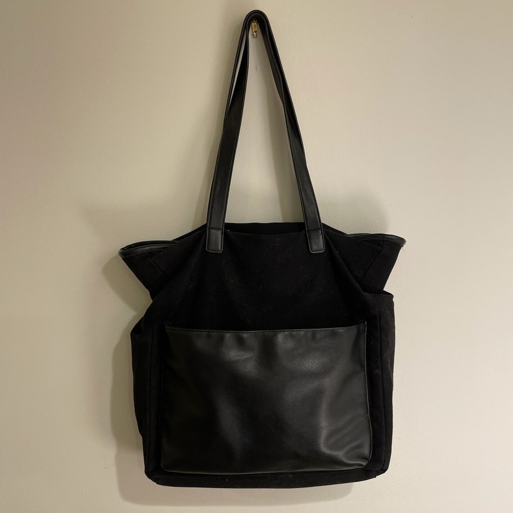 bundle of 2 purses (black leather/canvas and green croc)